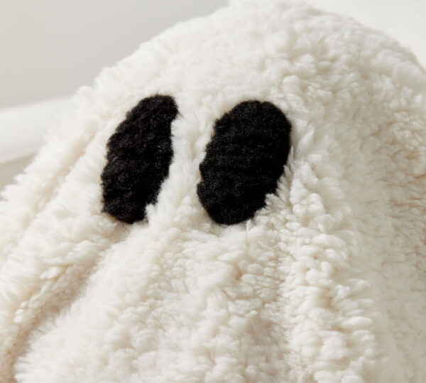 gus the ghost pillow 5